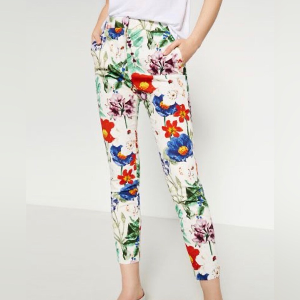 Zara Multicolor Vibrant Floral Cropped Pants Artsy